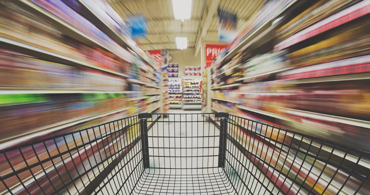 ショッピングもバーチャルリアリティ（VR）空間で